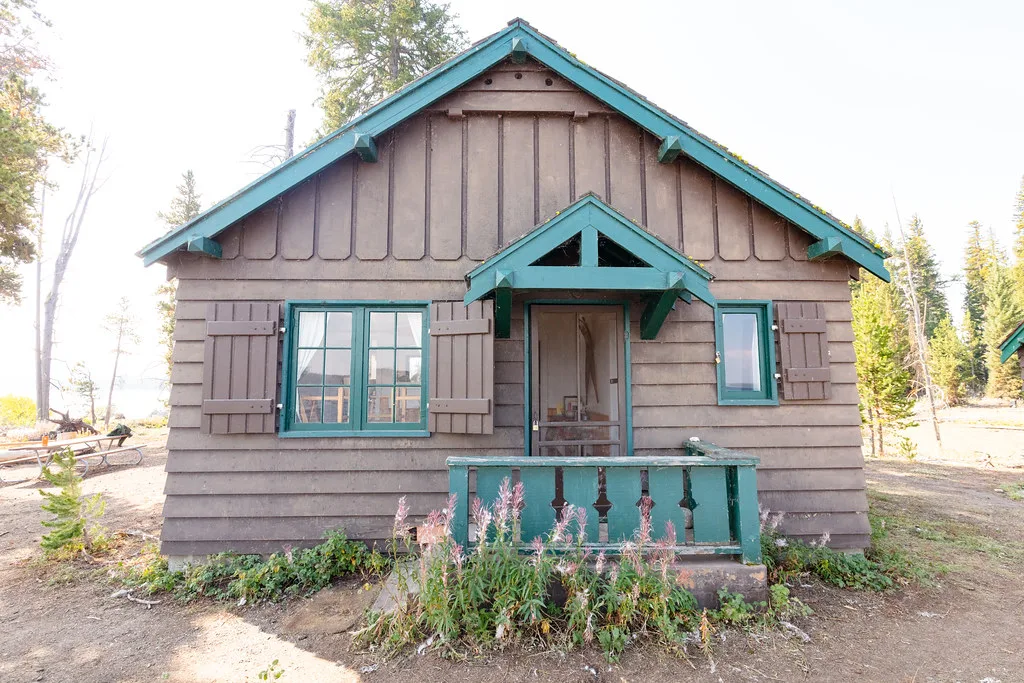 Hebgen lake house